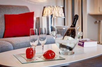 Appia Antica Aparthotel 5*